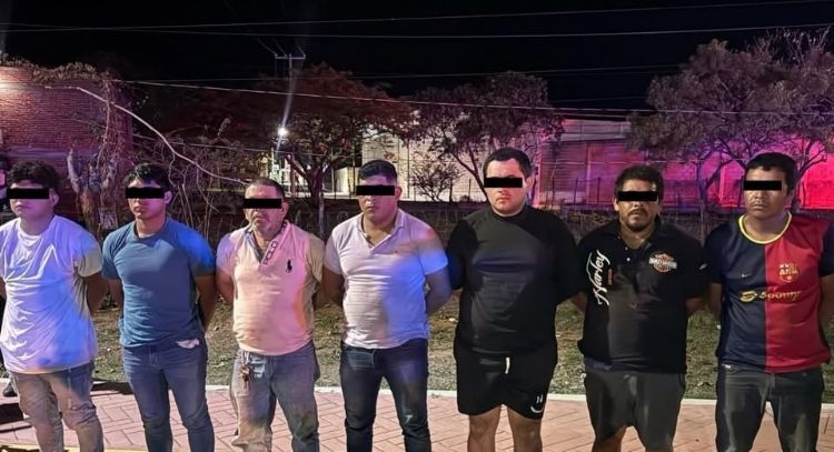 Fuerzas de seguridad desalojan bloqueo en Cintalapa; hay siete detenidos y un policía herido