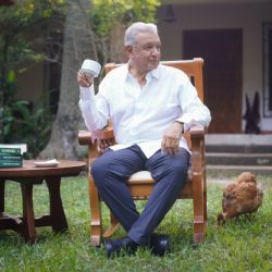 AMLO sale de su retiro para respaldar a Sheinbaum y denunciar “intervencionismo” de EU