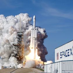 Salida a bolsa de SpaceX sería la mayor de la historia y podría convertir a Elon Musk en billonario