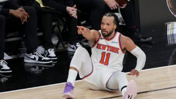Brunson anota 30 y Knicks les roban a Spurs el primer partido de las finales