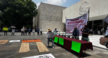 Sindicato del INAH protesta frente al Museo de Antropología por omisiones a derechos laborales