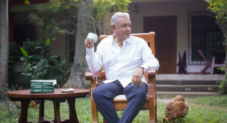 AMLO sale de su retiro para respaldar a Sheinbaum y denunciar “intervencionismo” de EU