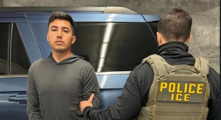 El ICE detiene en California a ex militar mexicano ligado al caso Ayotzinapa