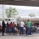 Maestros del SNTE-CNTE bloquean el aeropuerto y terminal de Pemex en Oaxaca