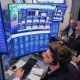 Caen acciones en Wall Street; S&P 500 baja 2.6% tras un informe de empleo sólido