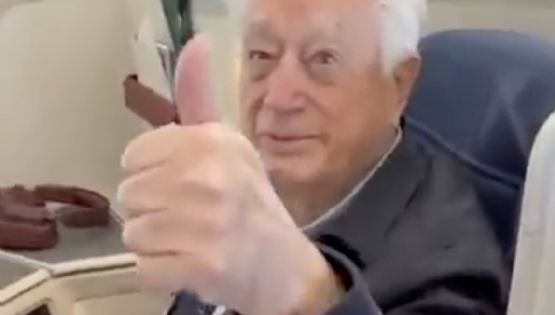 Increpan a Bartlett en vuelo a España: “viajar tan lejos y tan cómodo en primera clase” (Video)