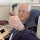 Increpan a Bartlett en vuelo a España: “viajar tan lejos y tan cómodo en primera clase” (Video)