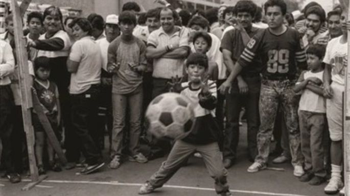 San Ildefonso hace guiño al futbol con la exposición "Fuera de Lugar"