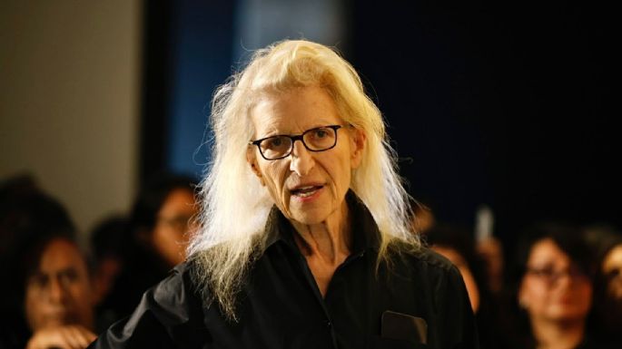 Annie Leibovitz planea retratar a Claudia Sheinbaum en 2027; inaugura exposición en México