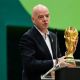 Infantino, presidente de la FIFA, es objeto de una nueva denuncia penal por parte de Platini