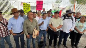 CNTE inicia bloqueo permanente en planta de distribución de Pemex en Chiapas