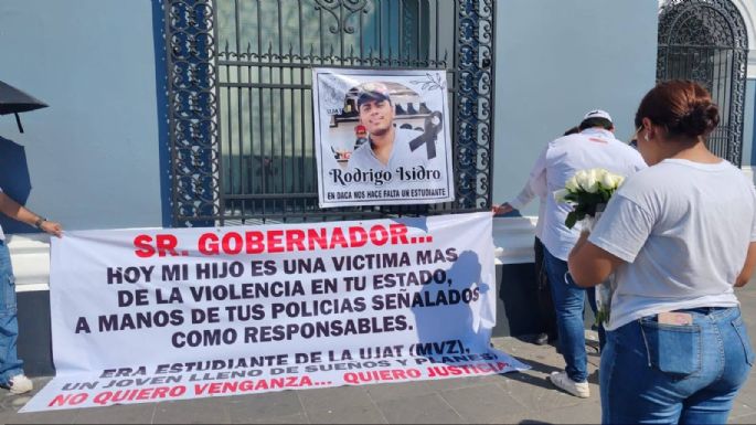 Buscan 50 años de prisión para policías por asesinato del universitario Rodrigo Isidro en Tabasco