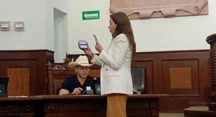 Congreso de Coahuila detiene sesión por presencia de diputado suspendido: "No había condiciones"