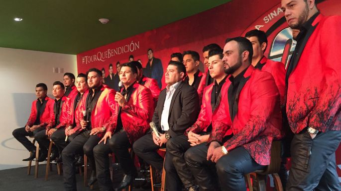 Agreden camioneta de la Banda MS en Polanco; vocalista resulta herido de bala