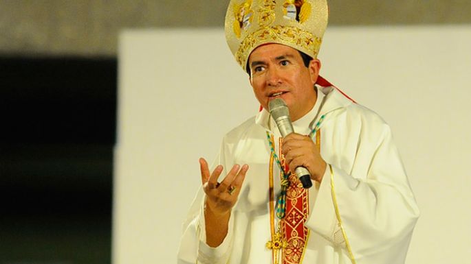 Obispo de Tabasco exige suprimir de la ley la maternidad subrogada