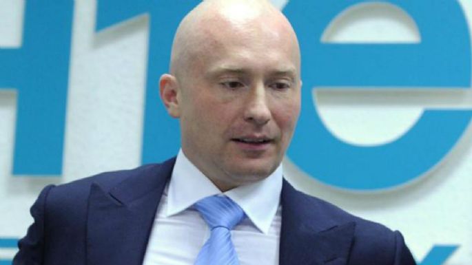 Político ruso incita a la violencia contra jugador expulsado en el México-Rusia