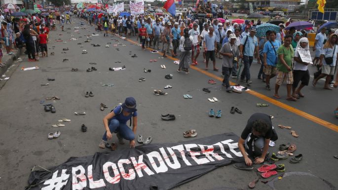 Marchan contra Duterte y su guerra antidrogas en Filipinas