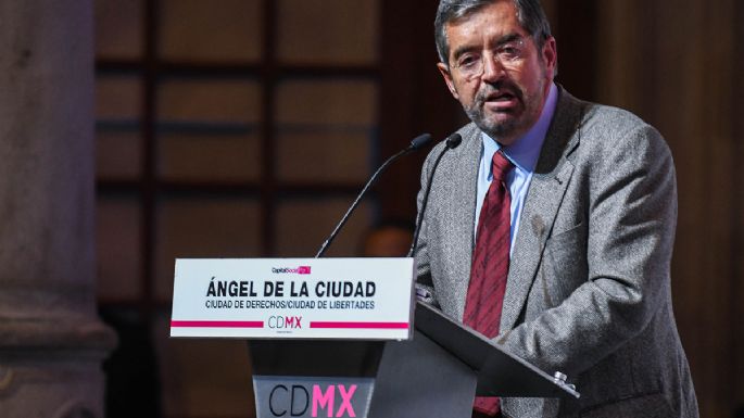 Reconocen a Juan Ramón de la Fuente, Granados Chapa y Arnoldo Kraus con el premio 'Ángel de la Ciudad”