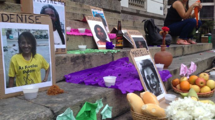 Con ofrenda mexicana, recuerdan a activistas asesinados en Río de Janeiro