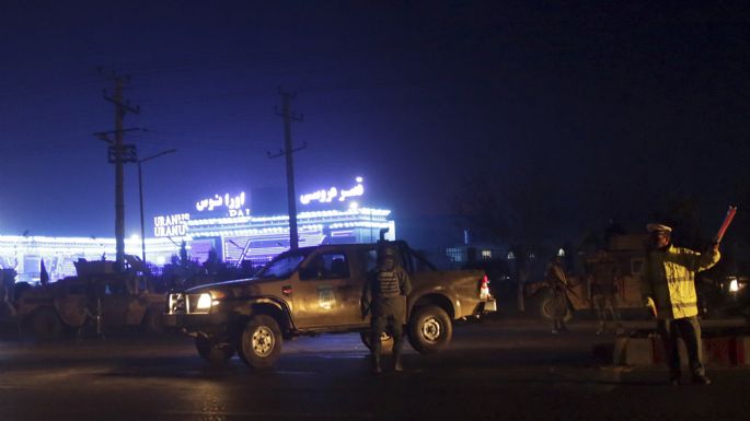 Ataque suicida en Afganistán deja al menos 40 muertos y 60 heridos