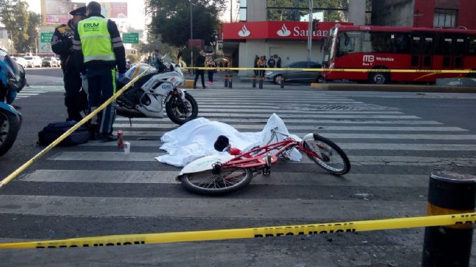 Muere ciclista arrollada por un autobús en la Roma