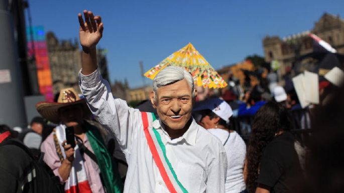 Celebran a López Obrador en el Zócalo (Fotogalería)