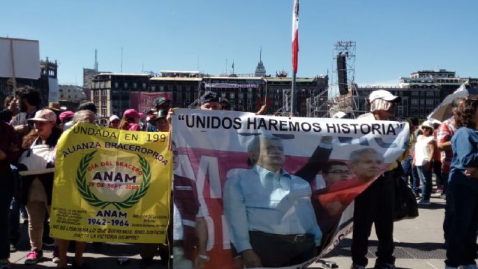 Celebran a López Obrador en el Zócalo (Fotogalería)