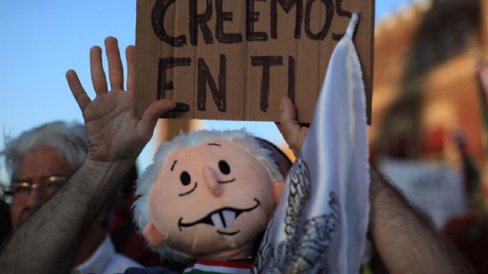 Celebran a López Obrador en el Zócalo (Fotogalería)