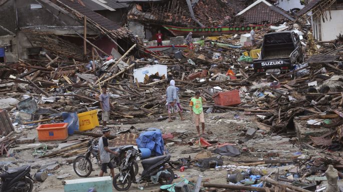 Se eleva a 430 el número de muertos por tsunami en Indonesia