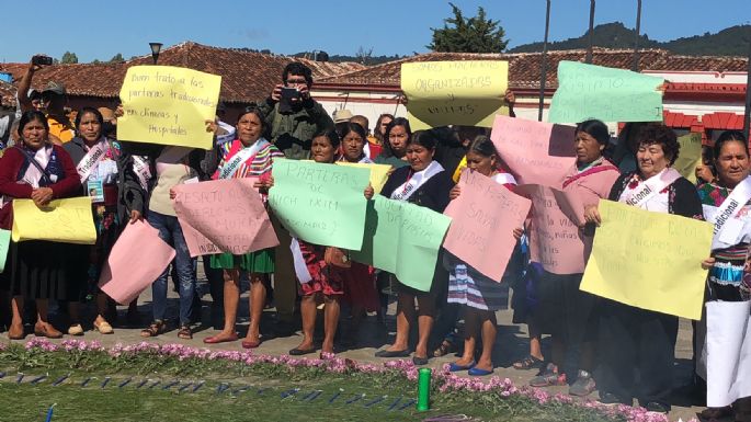 Mujeres parteras exigen ser reconocidas, respetadas y tratadas con dignidad