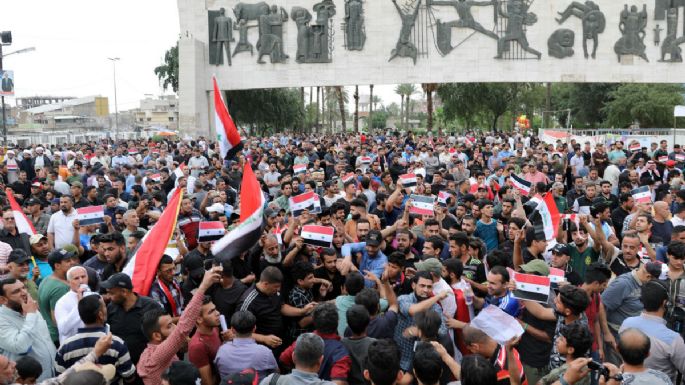 Las imágenes del día: desde el muro de Trump hasta el Holocausto