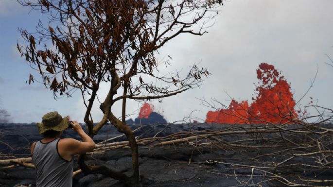 Cierran pozos de producción de planta geotérmica por erupción del Kilauea