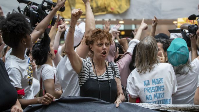 La actriz Susan Sarandon, entre las detenidas por manifestación contra política migratoria de Trump