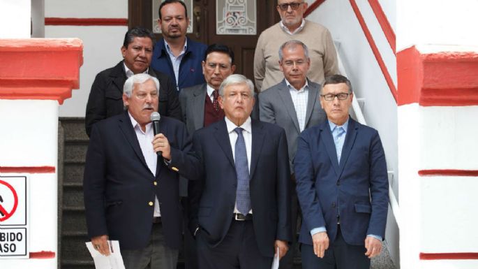 AMLO fusionará Diconsa y Liconsa; recicla antiguos priistas en el sector