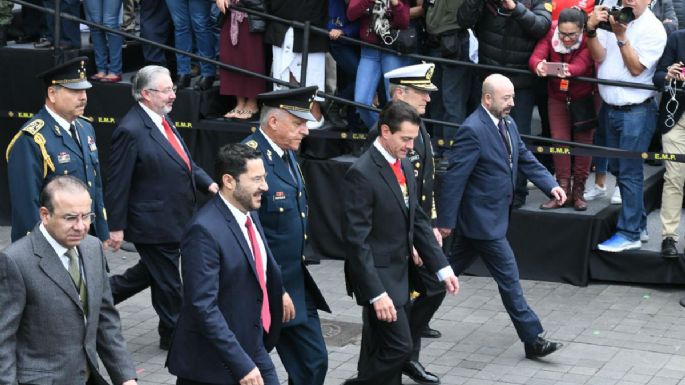 El último desfile militar encabezado por Enrique Peña Nieto (fotogalería)