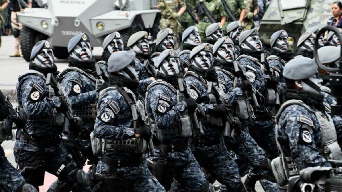 El último desfile militar encabezado por Enrique Peña Nieto (fotogalería)