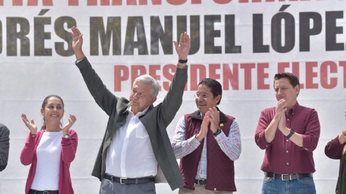 "Nunca jamás", uso del Ejército para reprimir, dice AMLO en la Plaza de las Tres Culturas