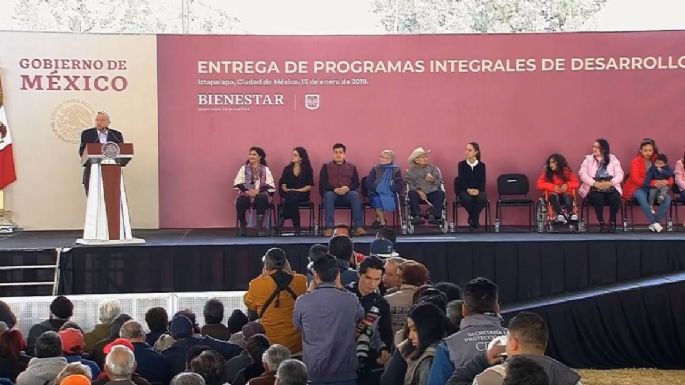 En Iztapalapa, AMLO anuncia programa 'Tandas para el bienestar”