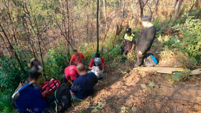 Pareja de EU resulta herida al desplomarse el parapente que planeaban en Valle de Bravo