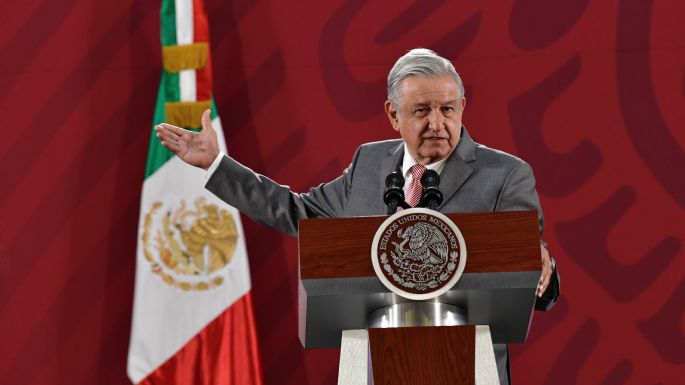 Trabajamos para pacificar el país sin guerra, exterminios ni masacres, dice AMLO