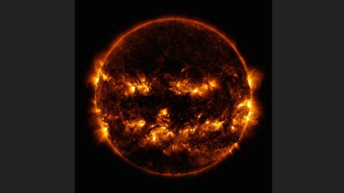 La NASA difunde la foto del sol-Halloween