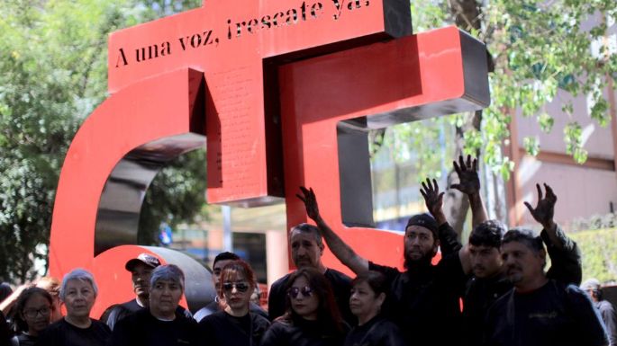 Familiares recuerdan a mineros de Pasta de Conchos en antimonumento