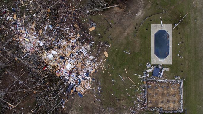 Tornado deja 23 muertos en Alabama; temen que la cifra aumente (Fotogalería)