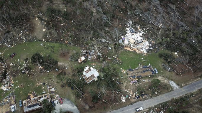 Tornado deja 23 muertos en Alabama; temen que la cifra aumente (Fotogalería)