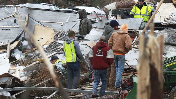 Tornado deja 23 muertos en Alabama; temen que la cifra aumente (Fotogalería)