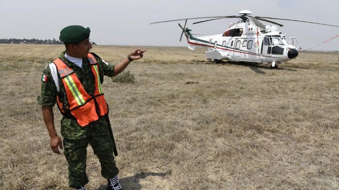 El 'tianguis" 4T: helicópteros antihuachicol, aviones no aeronavegables, unidades con medio siglo de antigüedad...