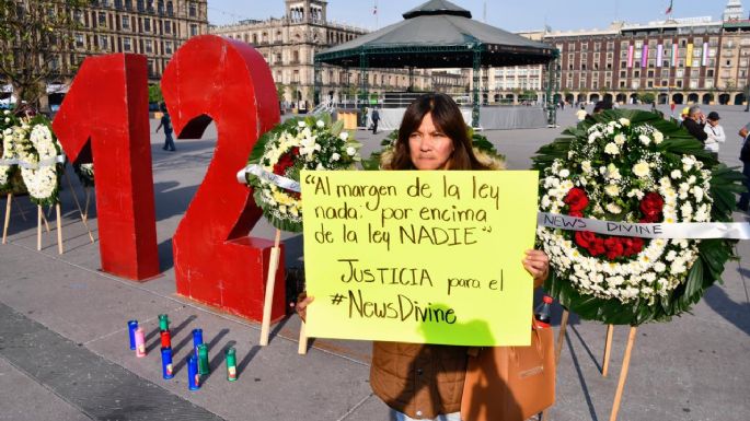 Instalan anti monumento por caso News Divine frente a Palacio Nacional