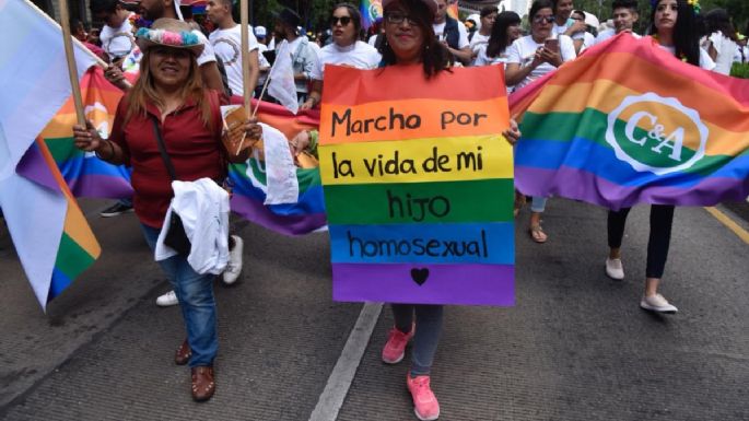 Congrega a miles la marcha del orgullo en la CDMX