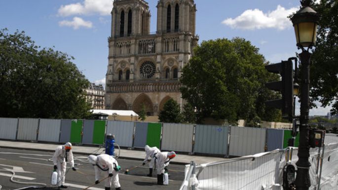 Reinician obras de consolidación en Notre Dame tras riesgo de contaminación por plomo