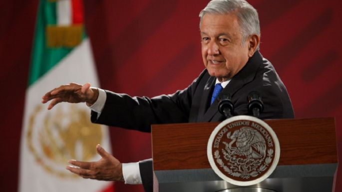 AMLO admite avance lento en descentralización; 'había que levantar al elefante”, justifica